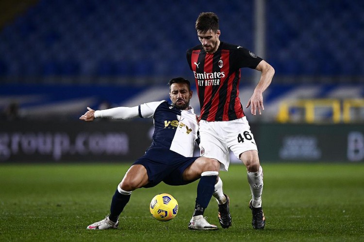 爱游戏登入-意媒：加比亚、菲尔克鲁格和希门尼斯在假期进行加练